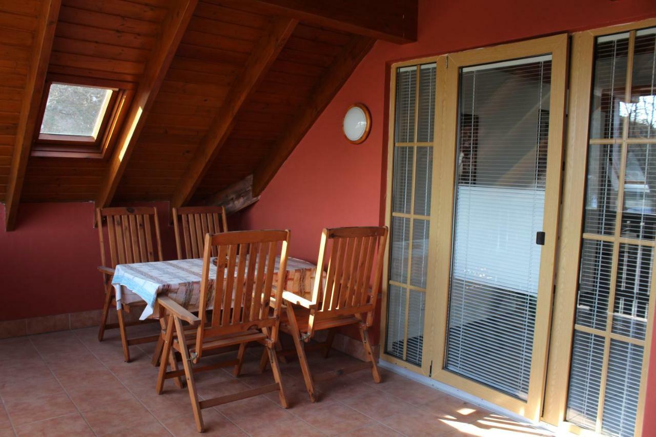 Apartmán V Podskalí Hluboká nad Vltavou Exterior foto